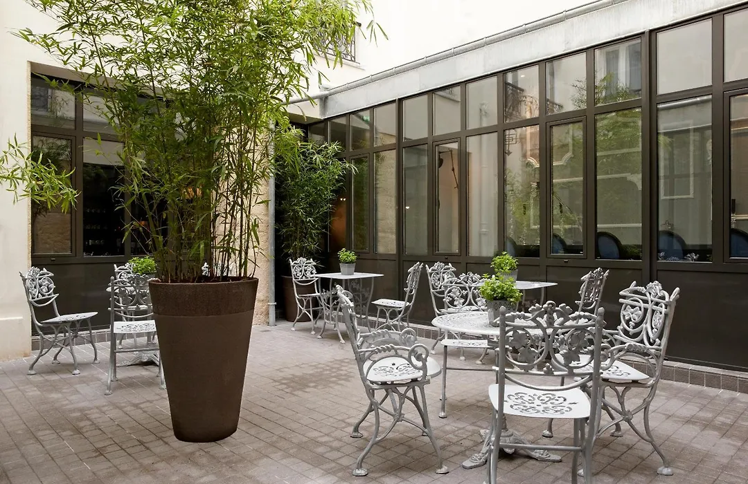 Hotel Mademoiselle-1